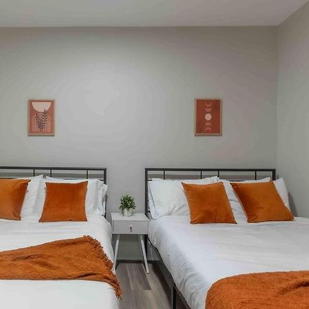 Pumpkin Premise By Airport, 5 Beds, Sleeps 8, Book 7 Days, Get 20 Percent Off Apartment Newark Exterior photo