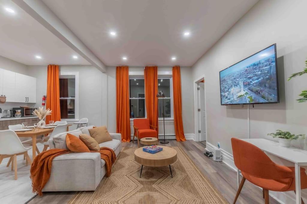 Pumpkin Premise By Airport, 5 Beds, Sleeps 8, Book 7 Days, Get 20 Percent Off Apartment Newark Exterior photo